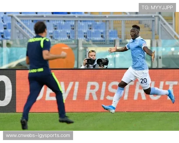 卡里克:多古伤缺很难受,选择库尼亚是出于对比赛情况的考虑战术解析 卡里克:多古伤缺很难受,选择库尼亚是出于对比赛情况的考虑战术解析